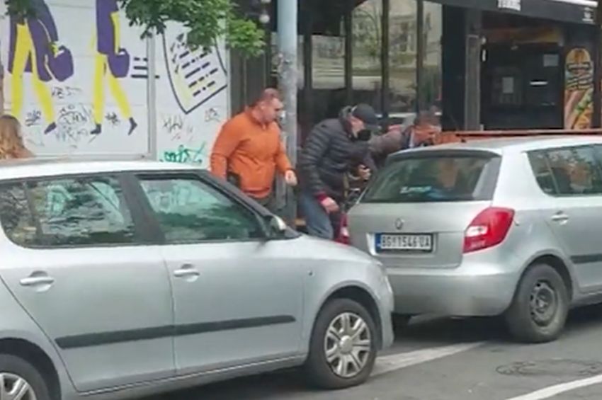 OVAJ POZNATI LEKAR je otac dečaka koji je ubio 8 dece i čuvara u školi